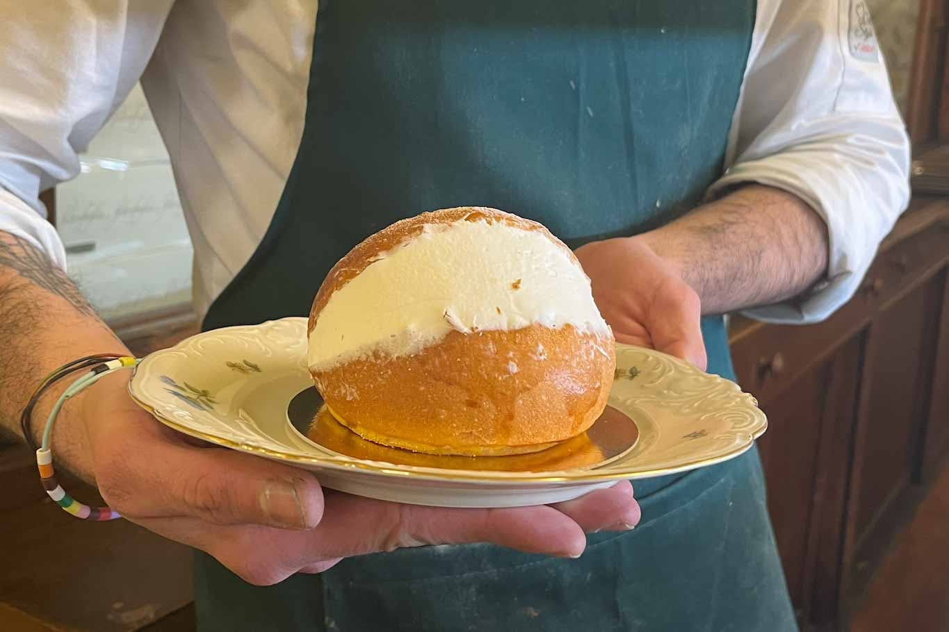 Cabaret, i prezzi della pasticceria tradizionale che apre a Torino