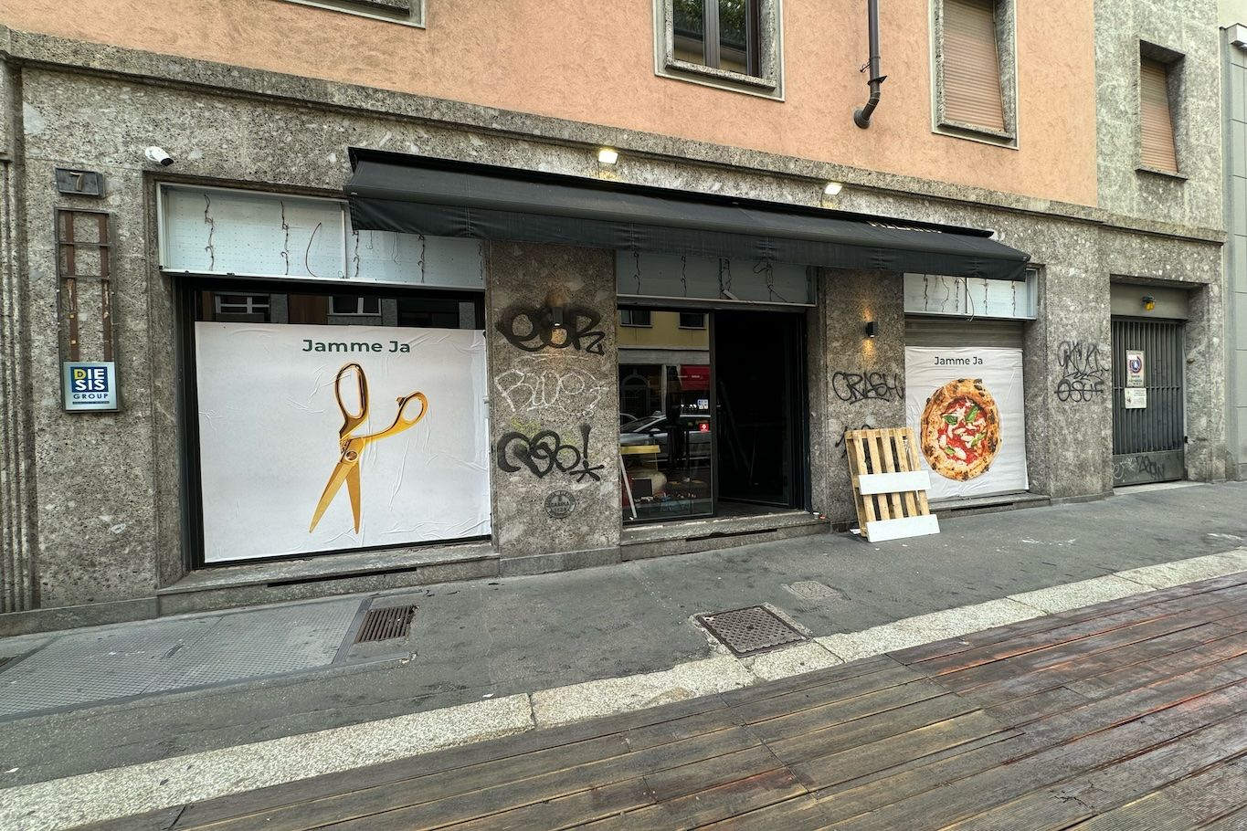 Capuano apre la seconda pizzeria a Milano e batte Porzio 2:0