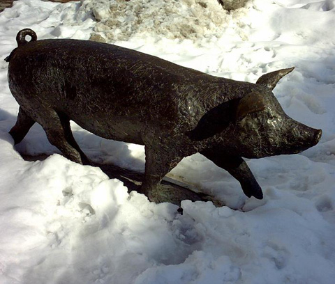 cotechino-statua-maiale