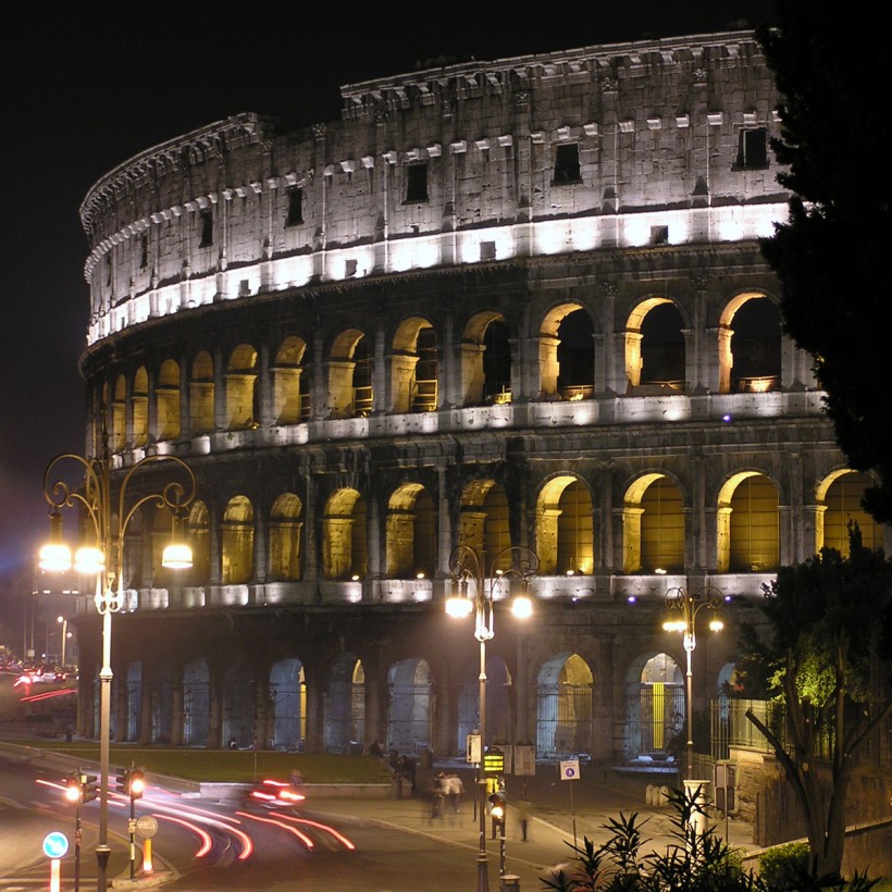 colosseo-di-notte-q