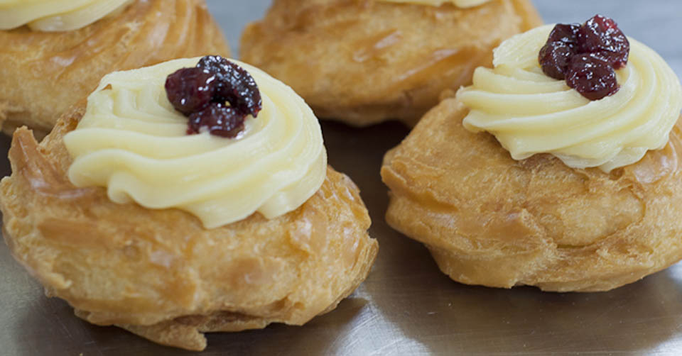 Video. Le migliori zeppole fritte di San Giuseppe le fai con questa ricetta