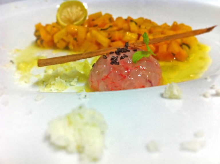 Ricette di Sicilia. Tartare di pesca di Leonforte con gamberi crudi