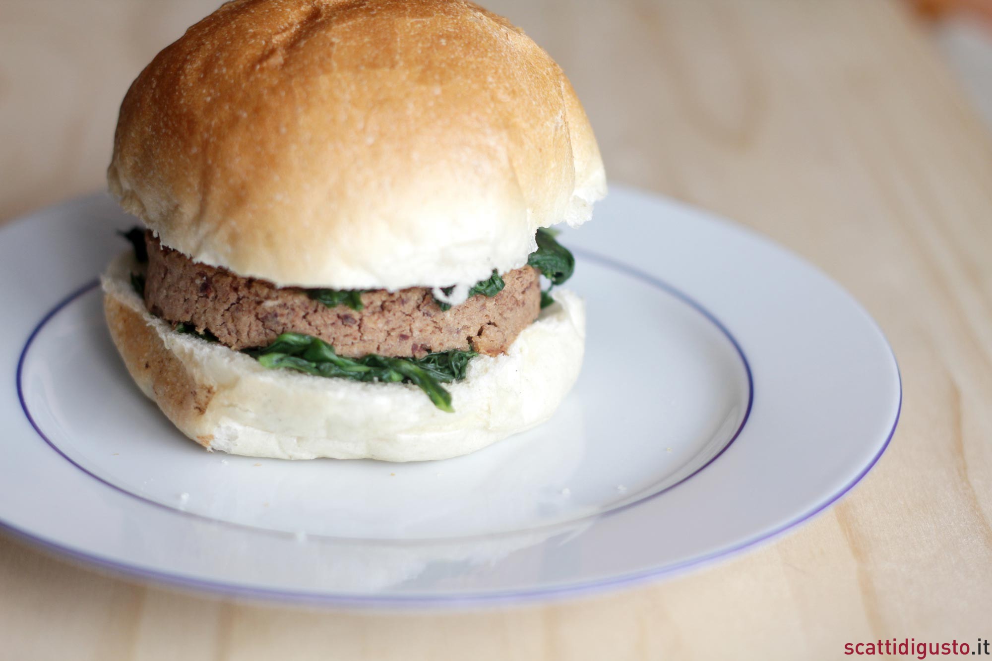 Hamburger vegetariano, la ricetta da fare a casa