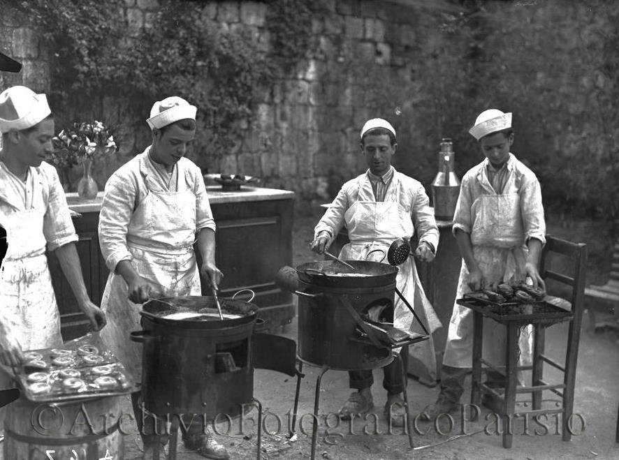 friggitori ambulanti di zeppole di San Gennaro