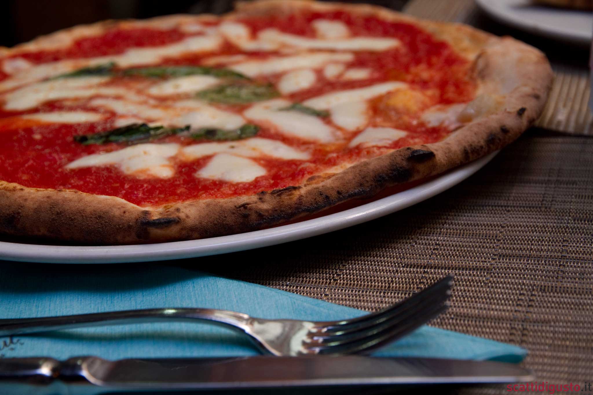 Terre dei Fuochi. L’Associazione Verace Pizza Napoletana prende le difese del pomodoro