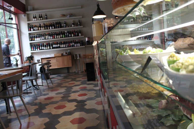 Isa e Vane: design, vino e cucina tradizionale a piccolo prezzo a Milano