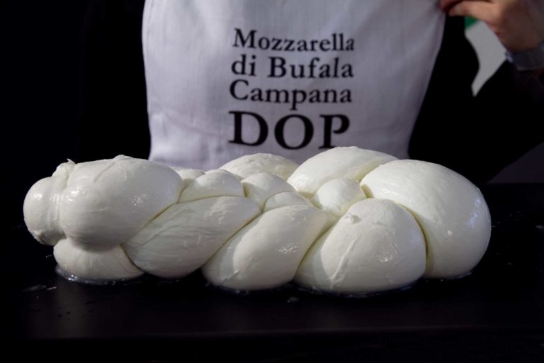 Soldi: il Consorzio all&#8217;incrocio pericoloso delle Strade della Mozzarella