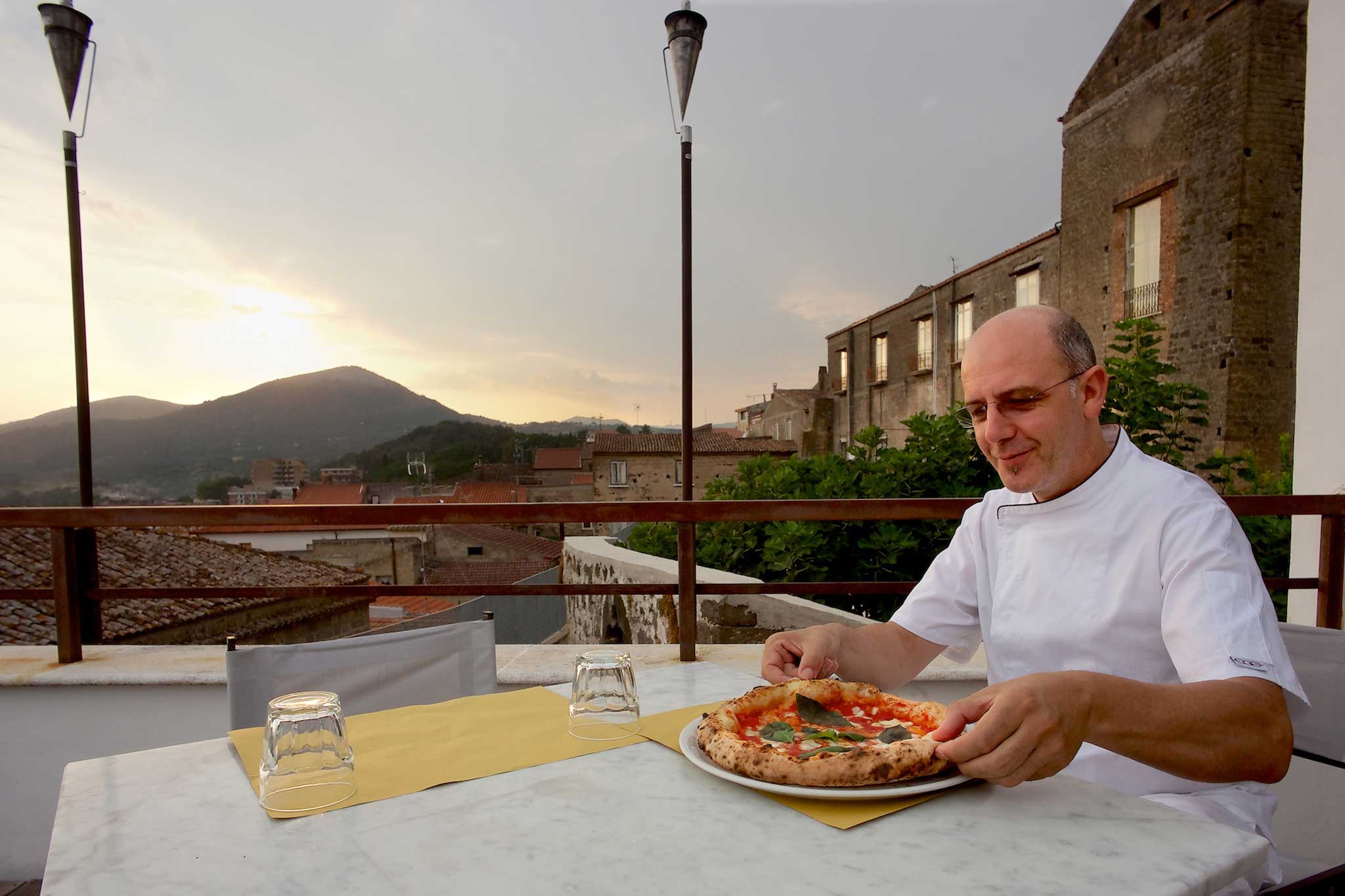 Guida alla migliore pizza di Franco Pepe