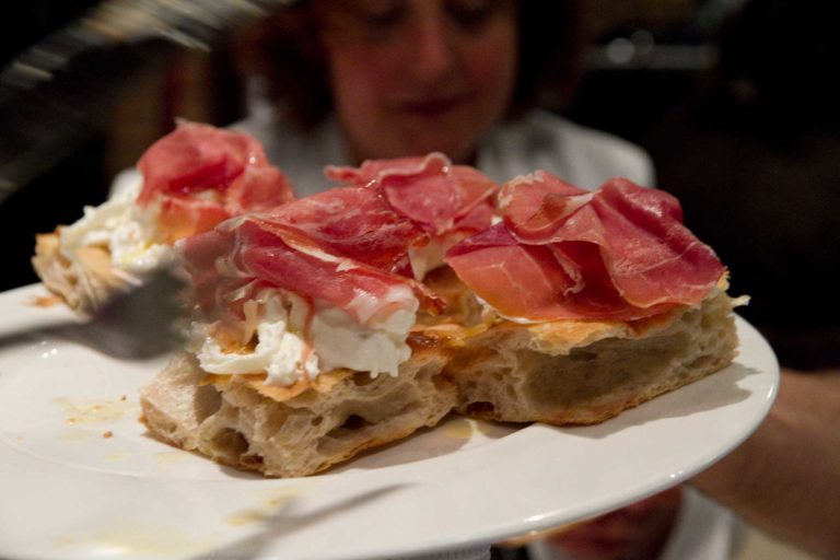 Pizza e colomba vegana: l&#8217;incontenibile leggerezza di Renato Bosco