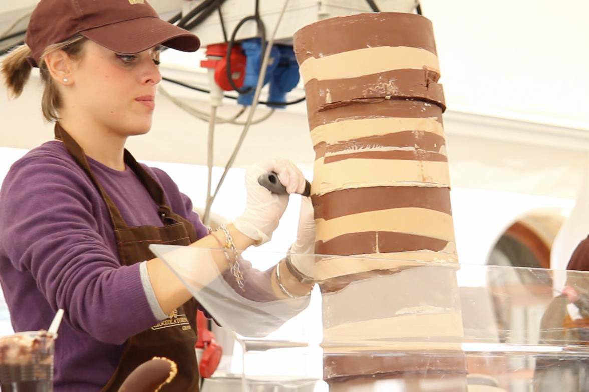 Choco Kebab. Mai più senza crêpe con riccioli di cioccolato e vaniglia