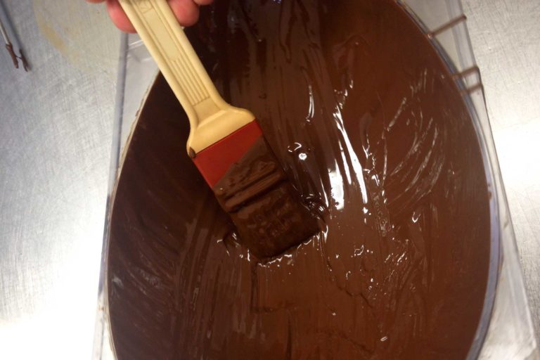 Uova di Pasqua al cioccolato: guida al perfetto utilizzo degli ingredienti