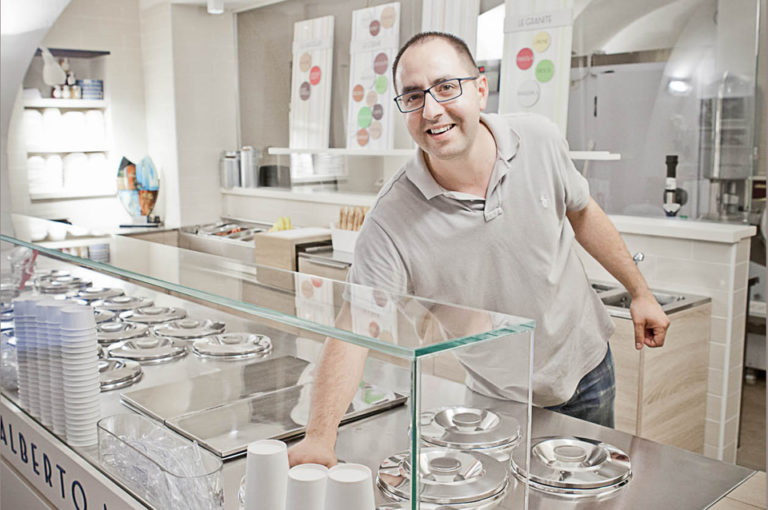 La gelateria artigianale di Alberto Marchetti apre a Milano