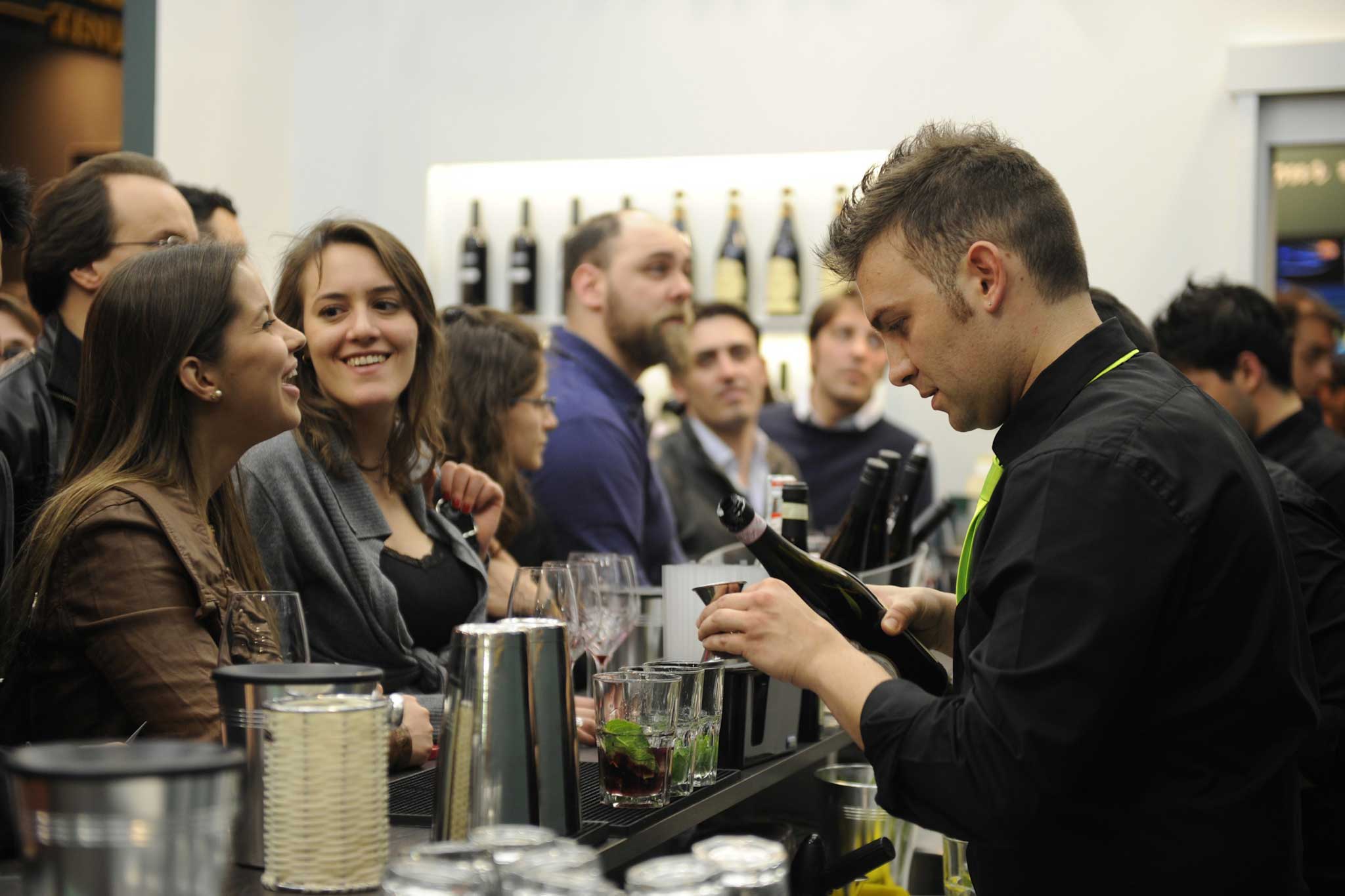 Vinitaly 2014. Assaggi di vino in diretta dal salone di Verona