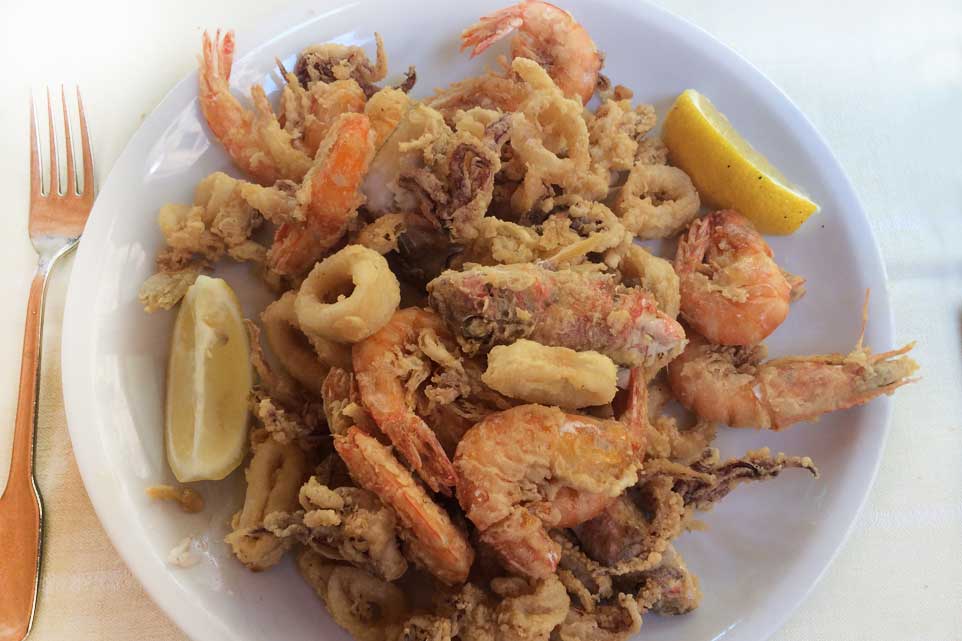 Rapallo. Da Mario e dirsi felice con la sua trattoria di mare da 40 anni