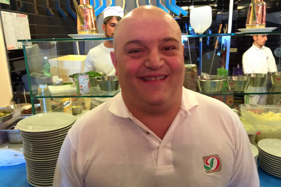 Napoli. Apre Don Ernesto, nuova pizzeria di Enzo Cacialli