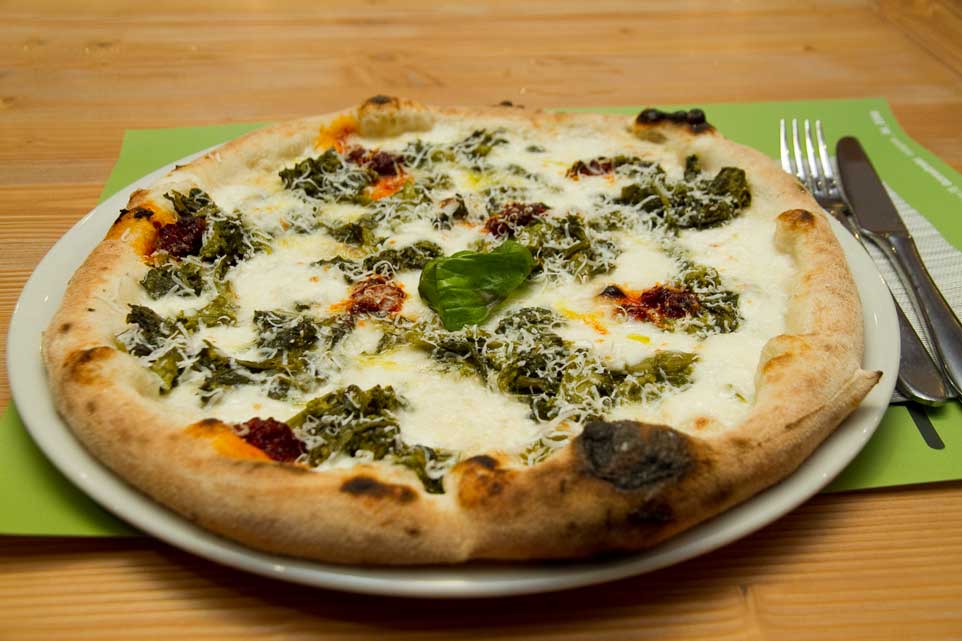 Bianco Natale. La pizza del Cilento che esalta il grano locale