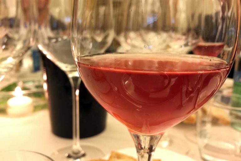 Nero di Troia. Il vino di Puglia nel 2015 vuole volare in alto