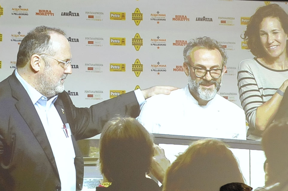 Italy is Michelin. Come prenotare i 26 Superchef guidati da Massimo Bottura. Seguono mail e prezzi bassi