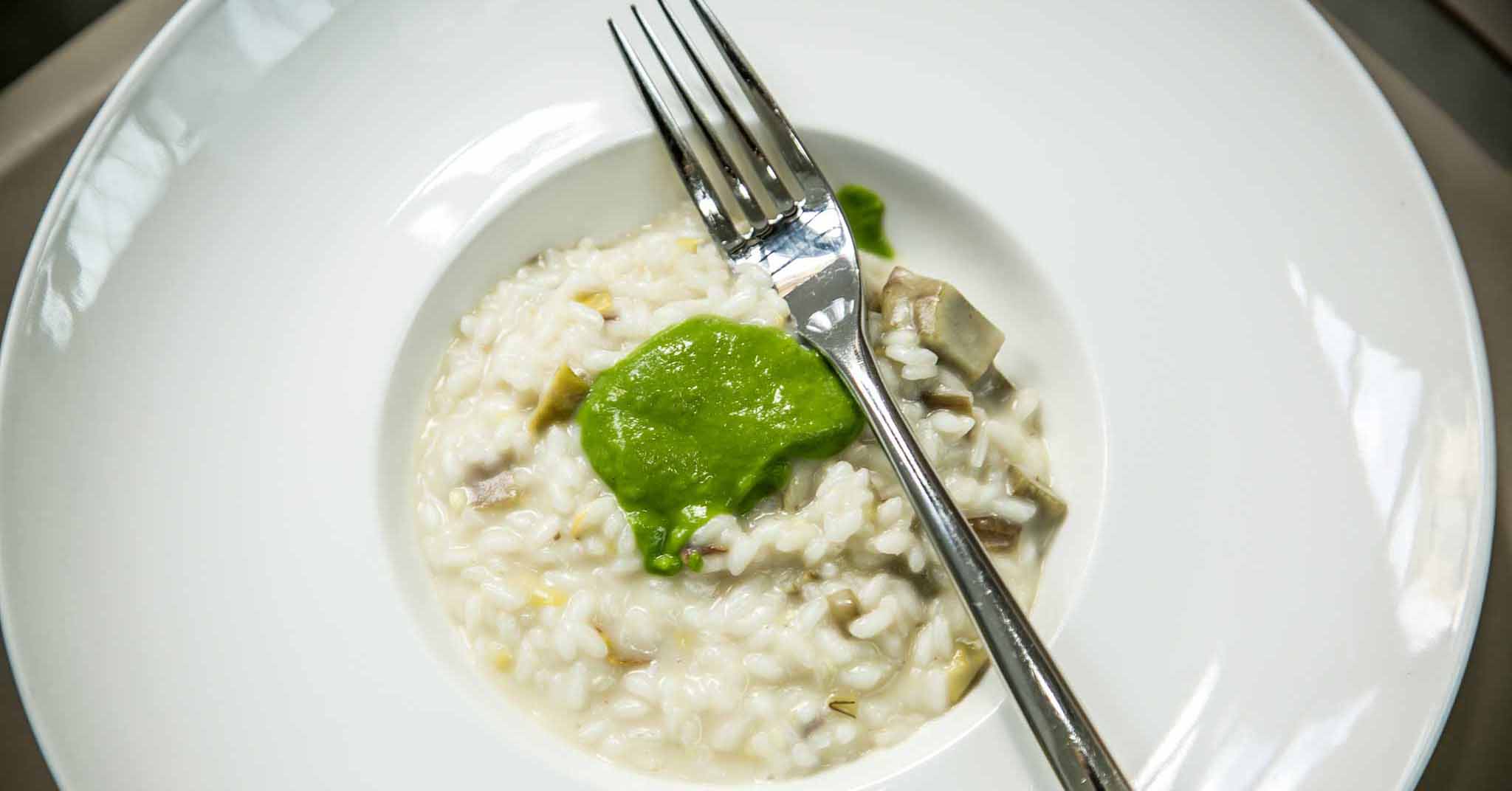 Carciofi. La ricetta del risotto di Pietro Leemann