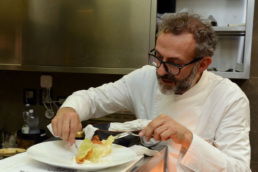 Amatrice. Da Massimo Bottura ai fratelli Serva, 60 chef in tre cene per raccogliere fondi