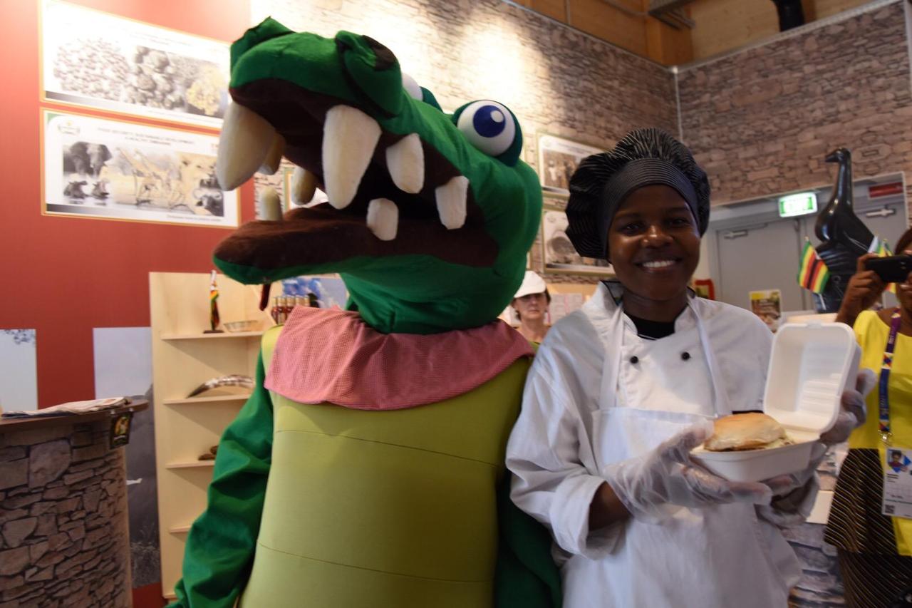 Hamburger di coccodrillo: com&#8217;è il Croco Burger che mangiate a Expo