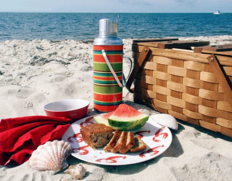 Dieta da spiaggia: 10 abitudini per stare bene e scordare la bilancia