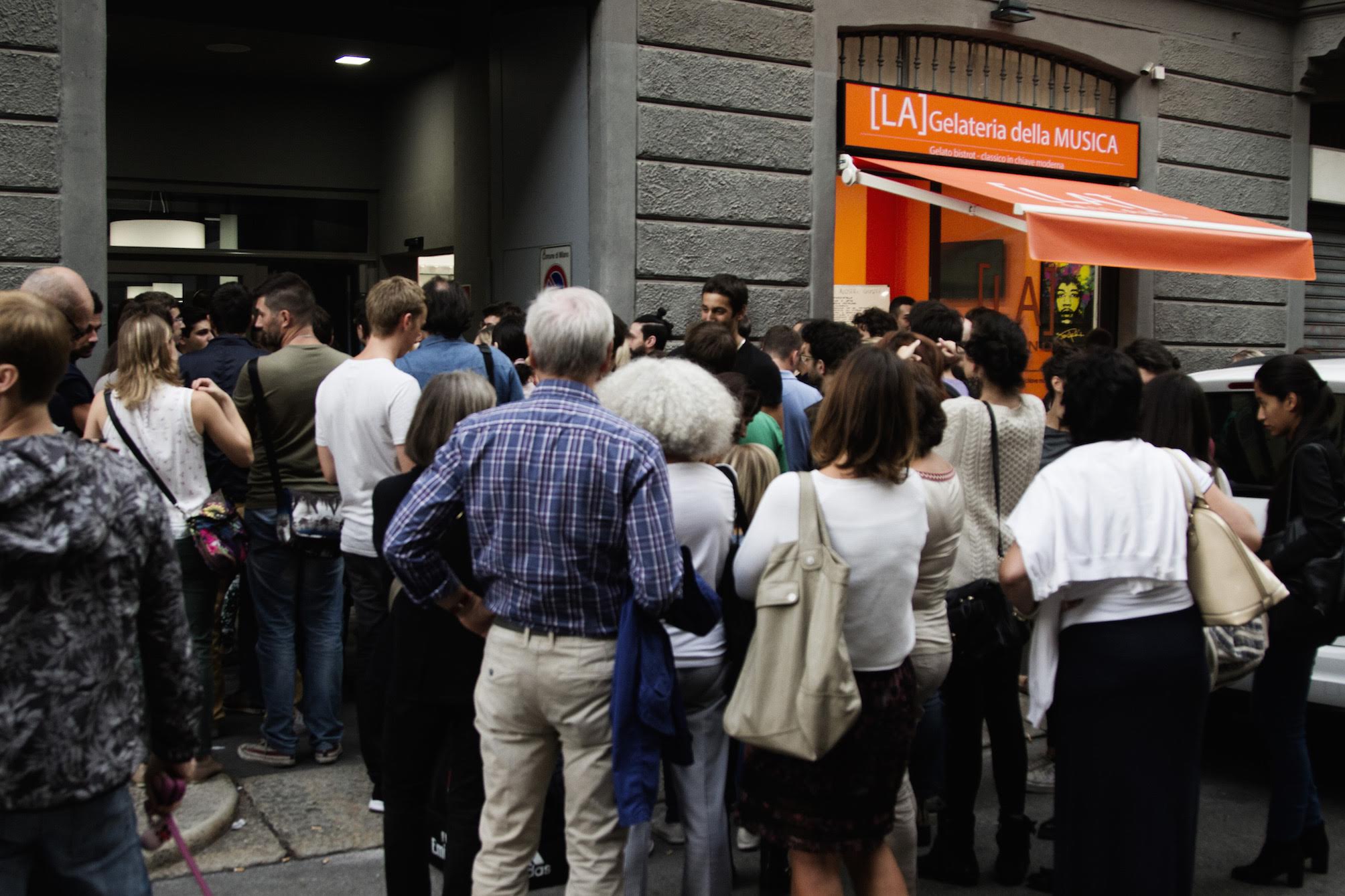 Milano. I prezzi della nuova Gelateria della Musica ora anche bistrot con Nicola Cavallaro