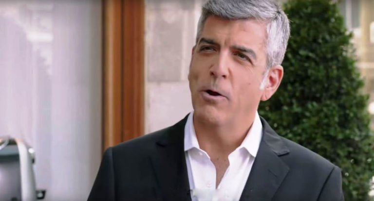 Caffè. Nespresso in guerra per lo spot di George Clooney copiato