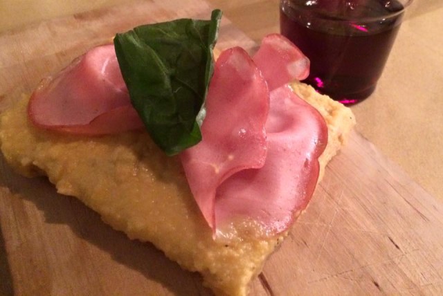 pizza crema di ceci e mortadella Pasquini