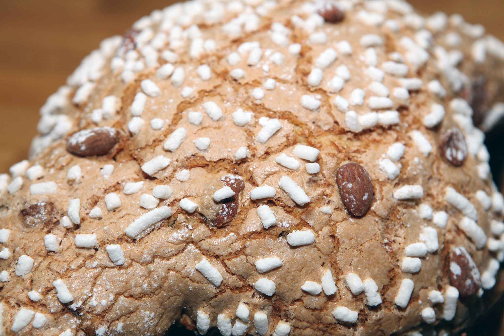 Colomba artigianale: prezzi, come si riconosce, differenze con il panettone