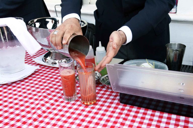 Napoli. Pizze e cocktail per conoscere i pomodori più buoni