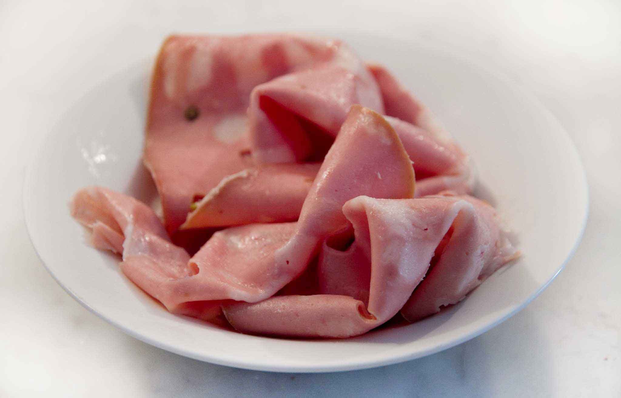 Bologna. 5 indirizzi per placare la vostra fame di mortadella