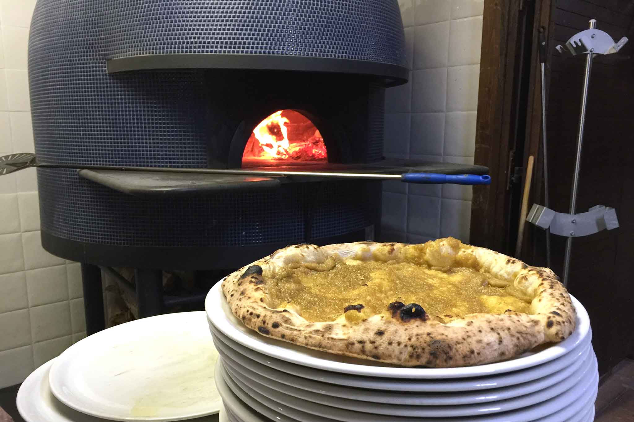 Mister Marlin Acciaroli forno a legna pizze