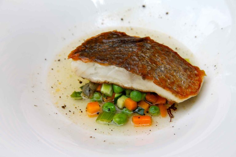 Mangiare pesce fresco a 45 € alla Trattoria Bella Italia sul Lago di Garda