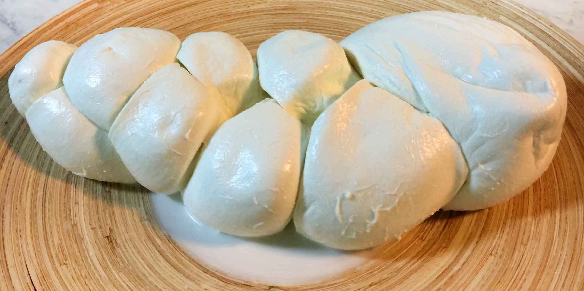 Il triste declino della mozzarella di bufala Dop: diventare congelata, anzi, frozen