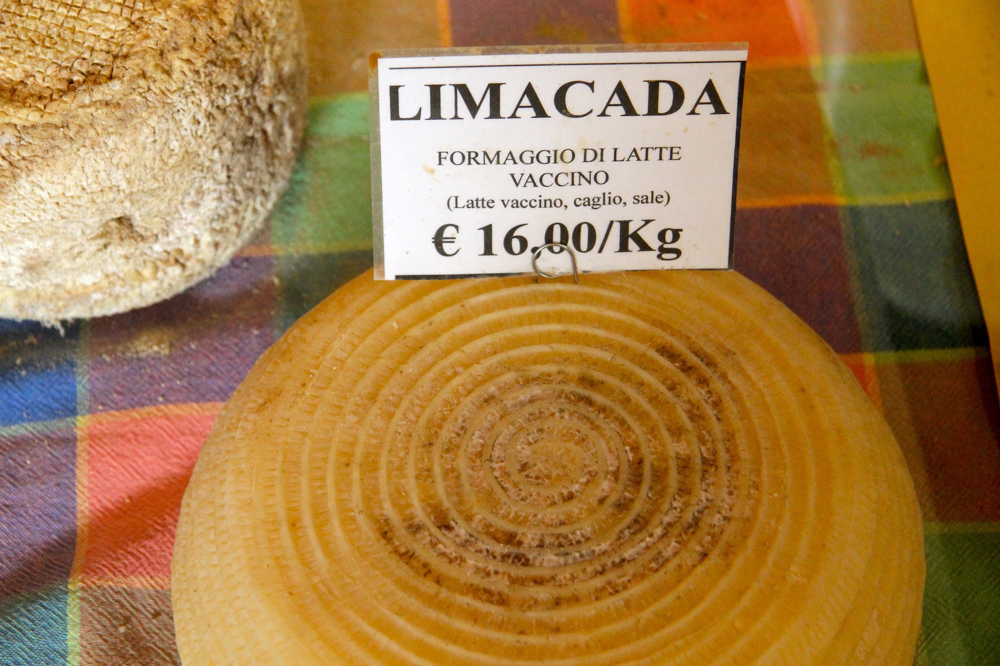 Lunigiana. Il formaggio con la spirale che arriva dall&#8217;antichità lo trovate a Filattiera