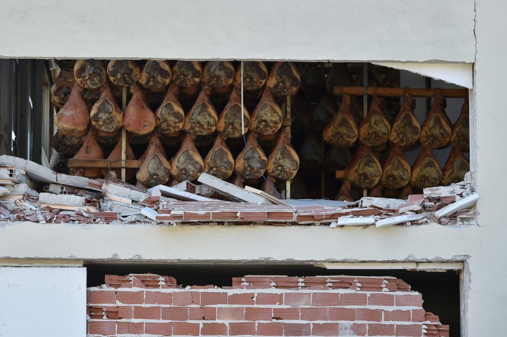 Terremoto. Aiutare Norcia comprando il prosciutto di Valentina Fausti