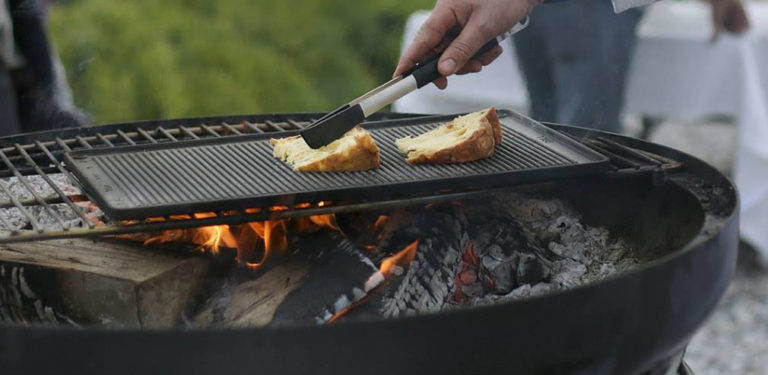 Dal panettone alla pizza e alla carne: 15 chef alla prova della brace