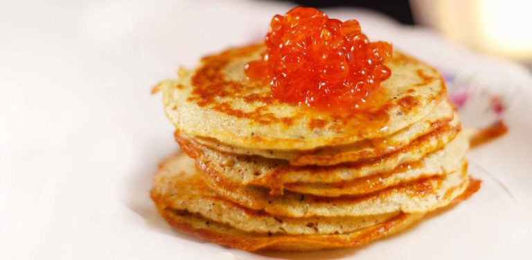 Ricette di Carnevale. Bliny, dalla Russia con salmone e caviale