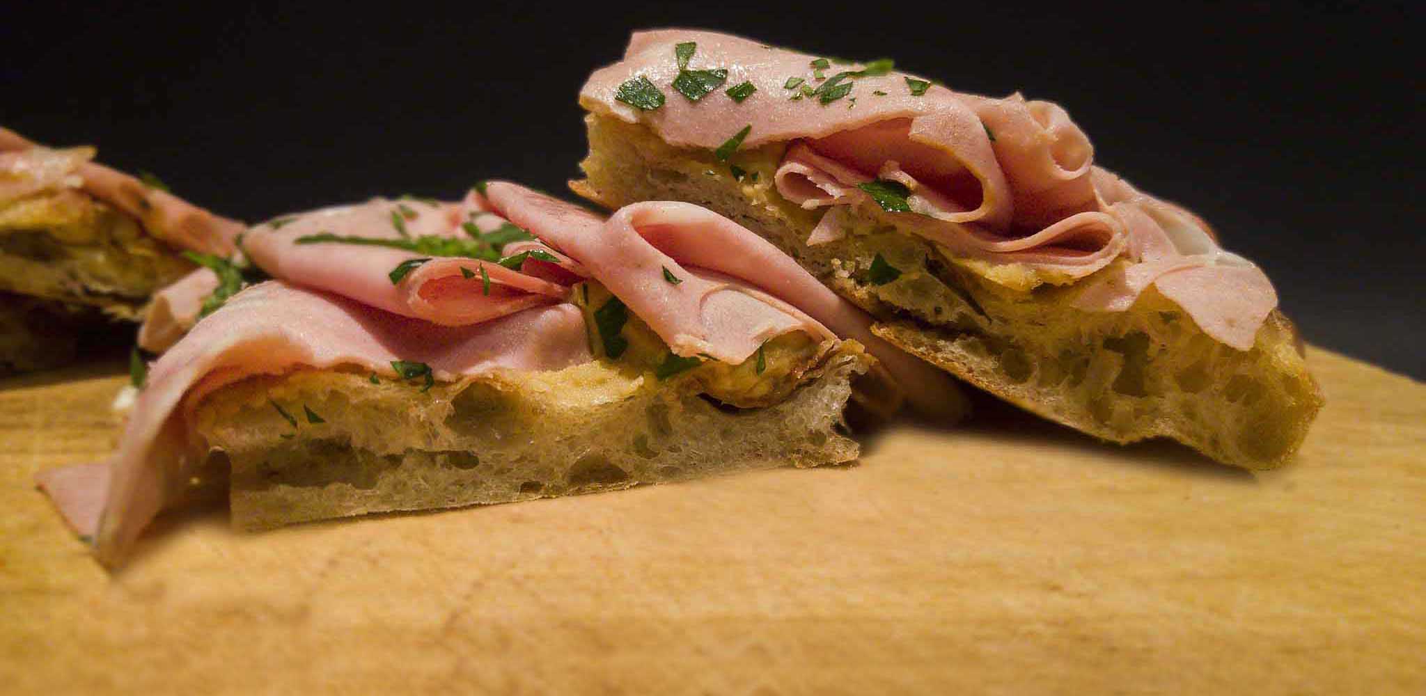 Pizza di Bonci mortadella e limone marinato: ricetta ad alta idratazione