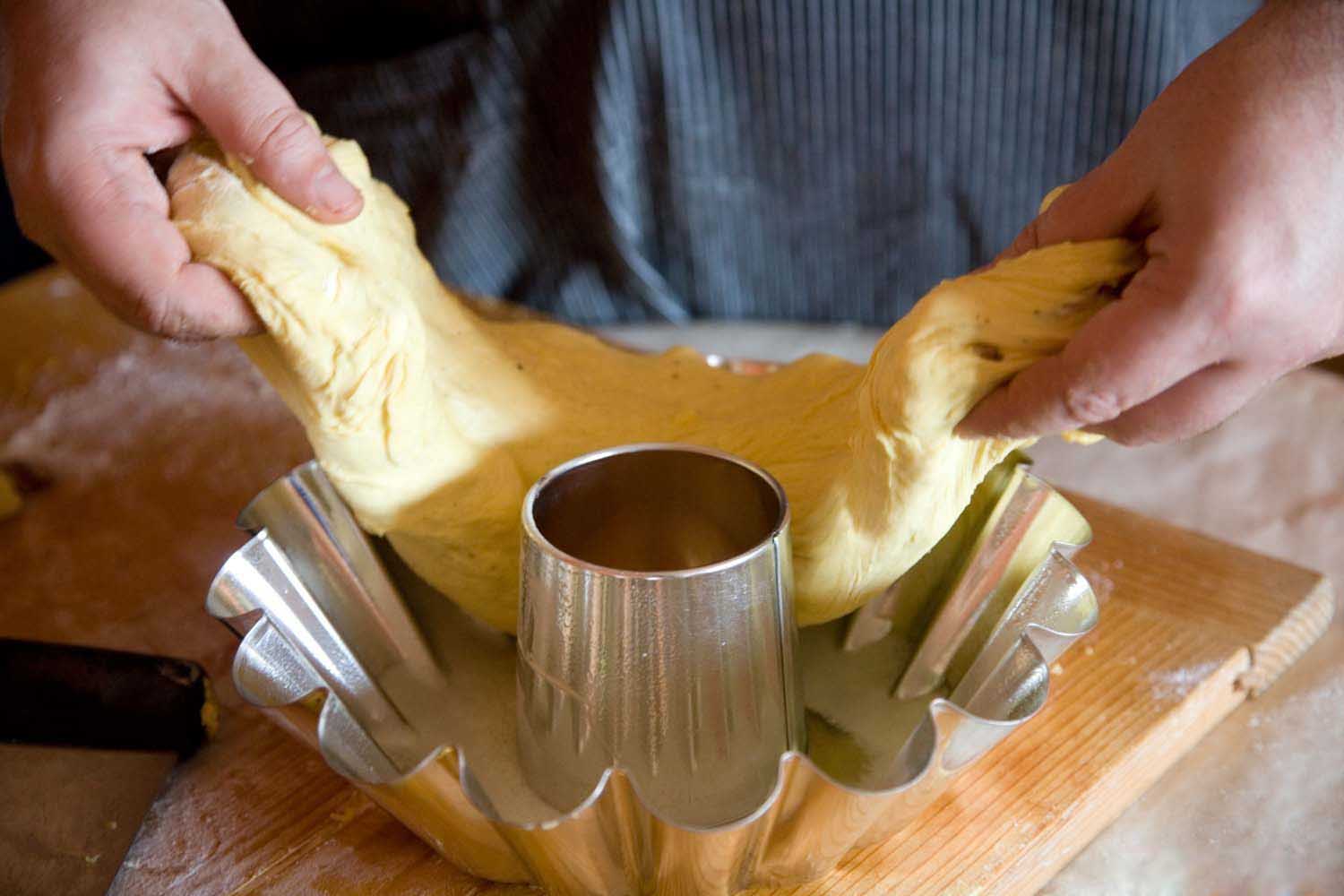 Casatiello napoletano salato: la ricetta perfetta e veloce con il lievito di birra