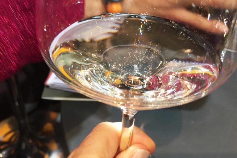 Vinitaly 2017. 5 bollicine per brindare al secondo giorno di fiera