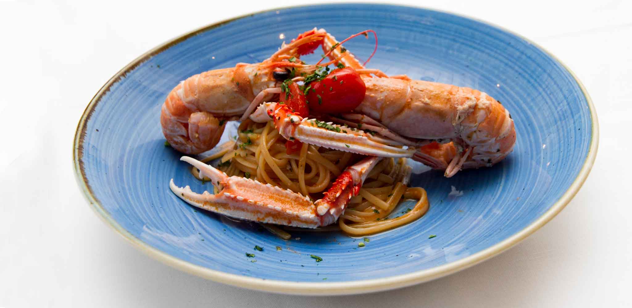 Linguine con scampi. La ricetta perfetta è con ingredienti stellari