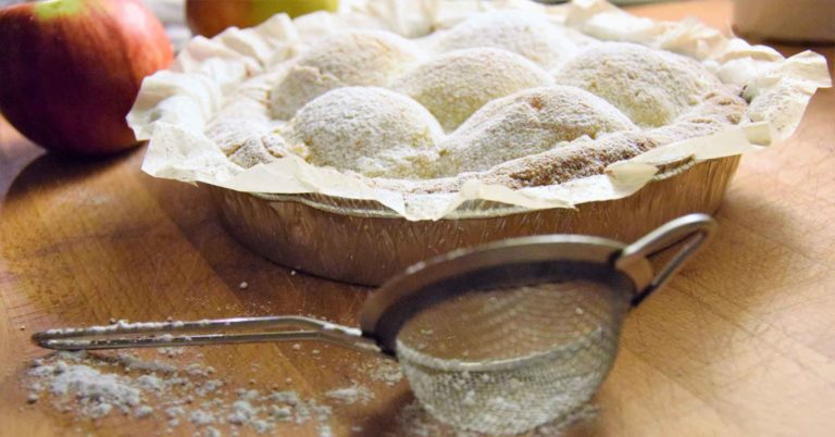 La ricetta perfetta della sablée alle mandorle per una torta da imparare di corsa