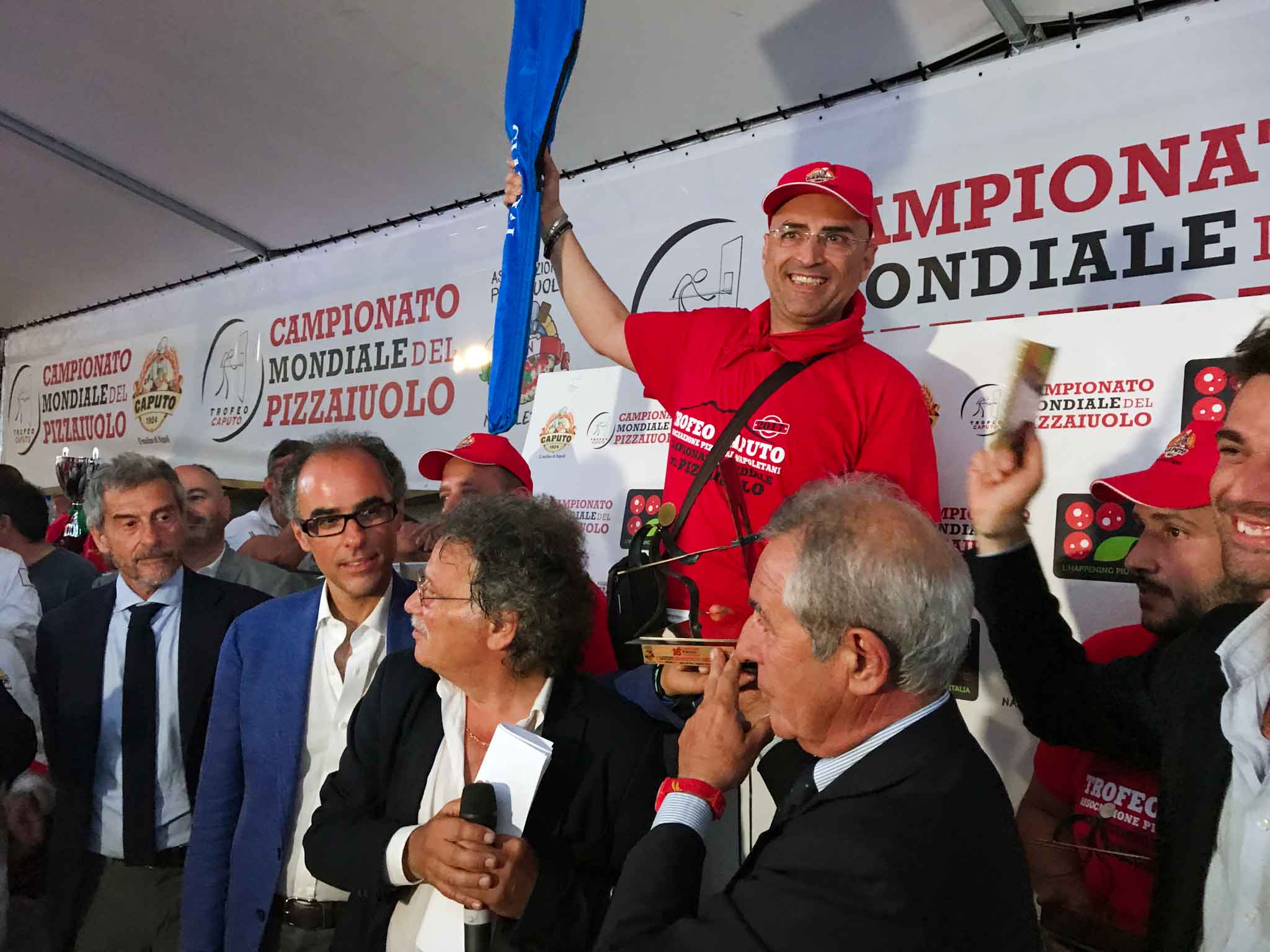 Pizza. Michele Leo vince il XVI Trofeo Caputo ed è Campione Mondiale STG. Il titolo va in Basilicata