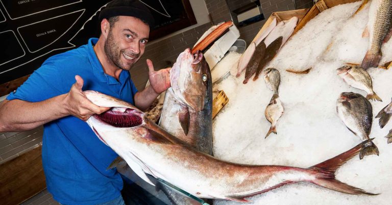 Torino. Pescheria Gallina per mangiare o comprare il migliore pesce fresco