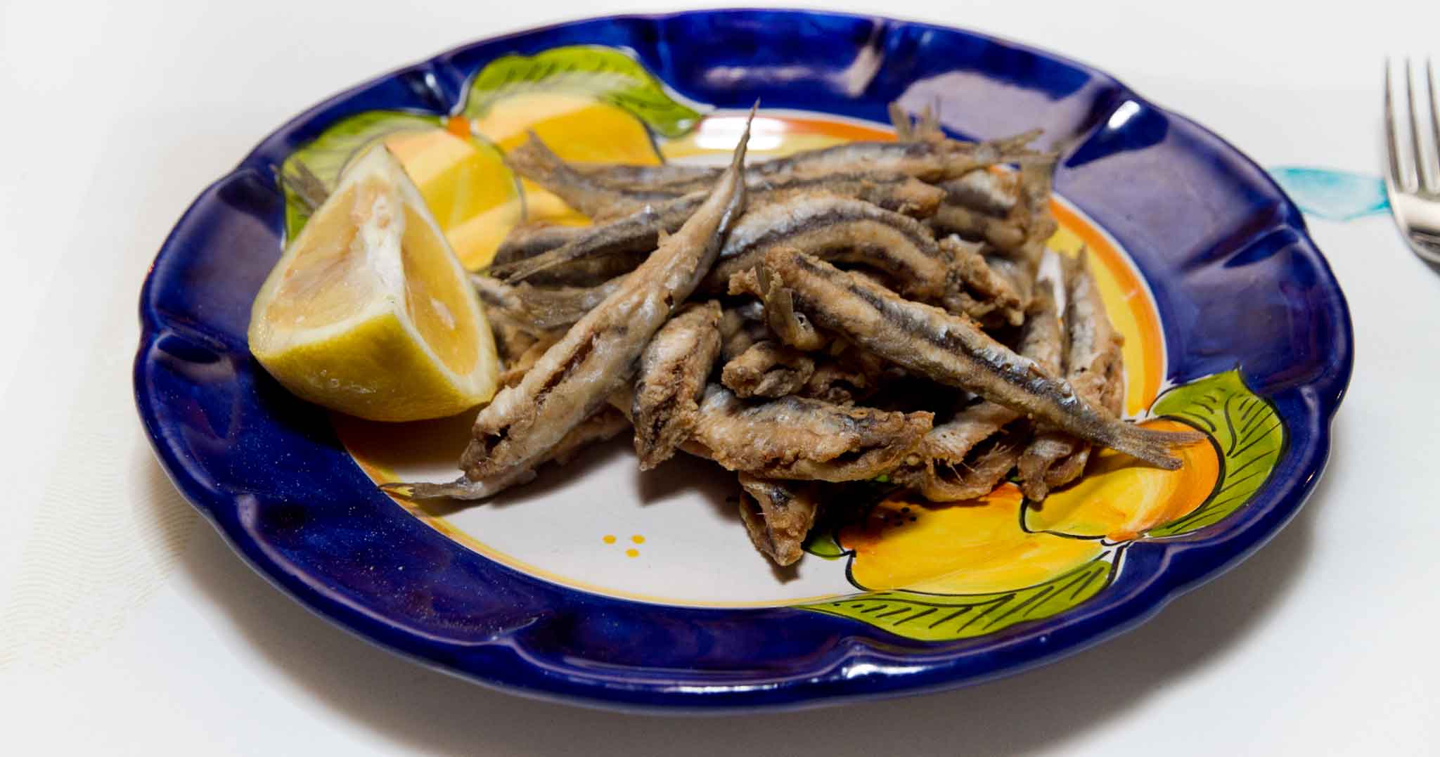 Cilento. Il Bar Myosotis Da Rossano a Pioppi per mangiare anche alici fritte