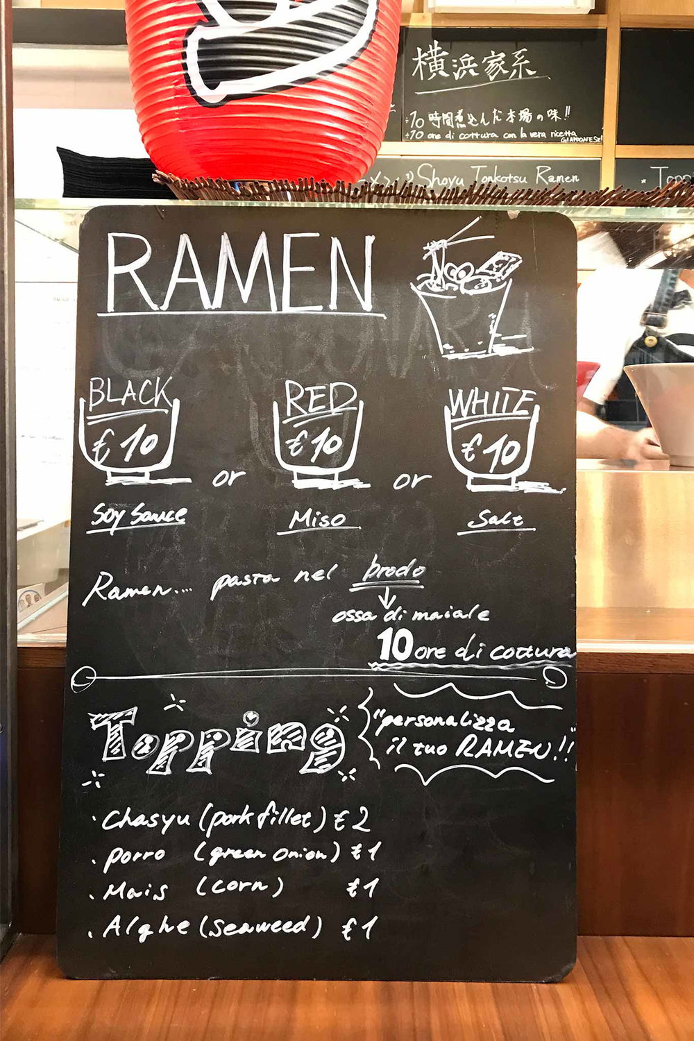 Roma Saziate La Vostra Voglia Di Ramen Da Akira Al Mercato Centrale