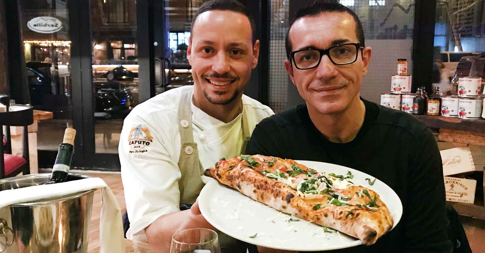 Gino Sorbillo apre la nuova pizzeria con pizze dei Tribunali e regionali a New York