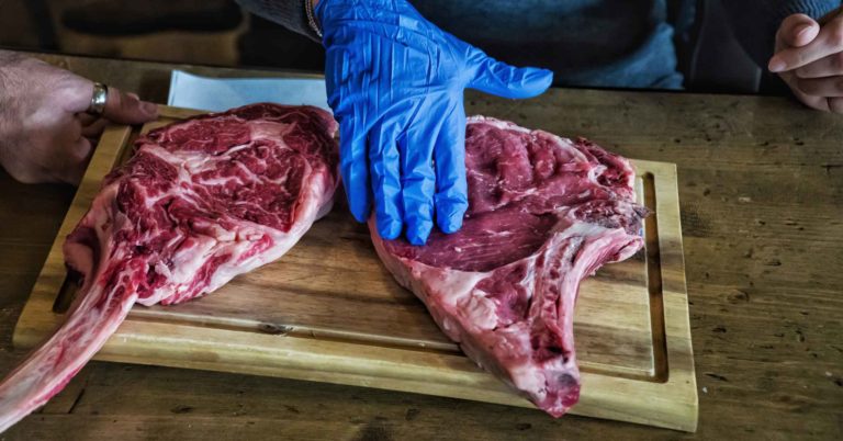 Firenze. Pranzo stampa al buio per scegliere la migliore bistecca tra Fiorentina e Tomahawk